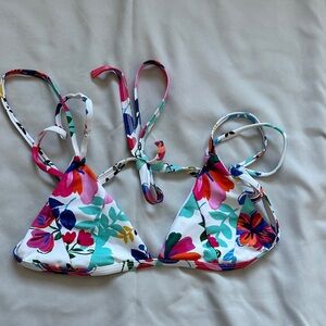 Kulani Kinis White Floral Triangle Bikini Top with Multicolor Blooms